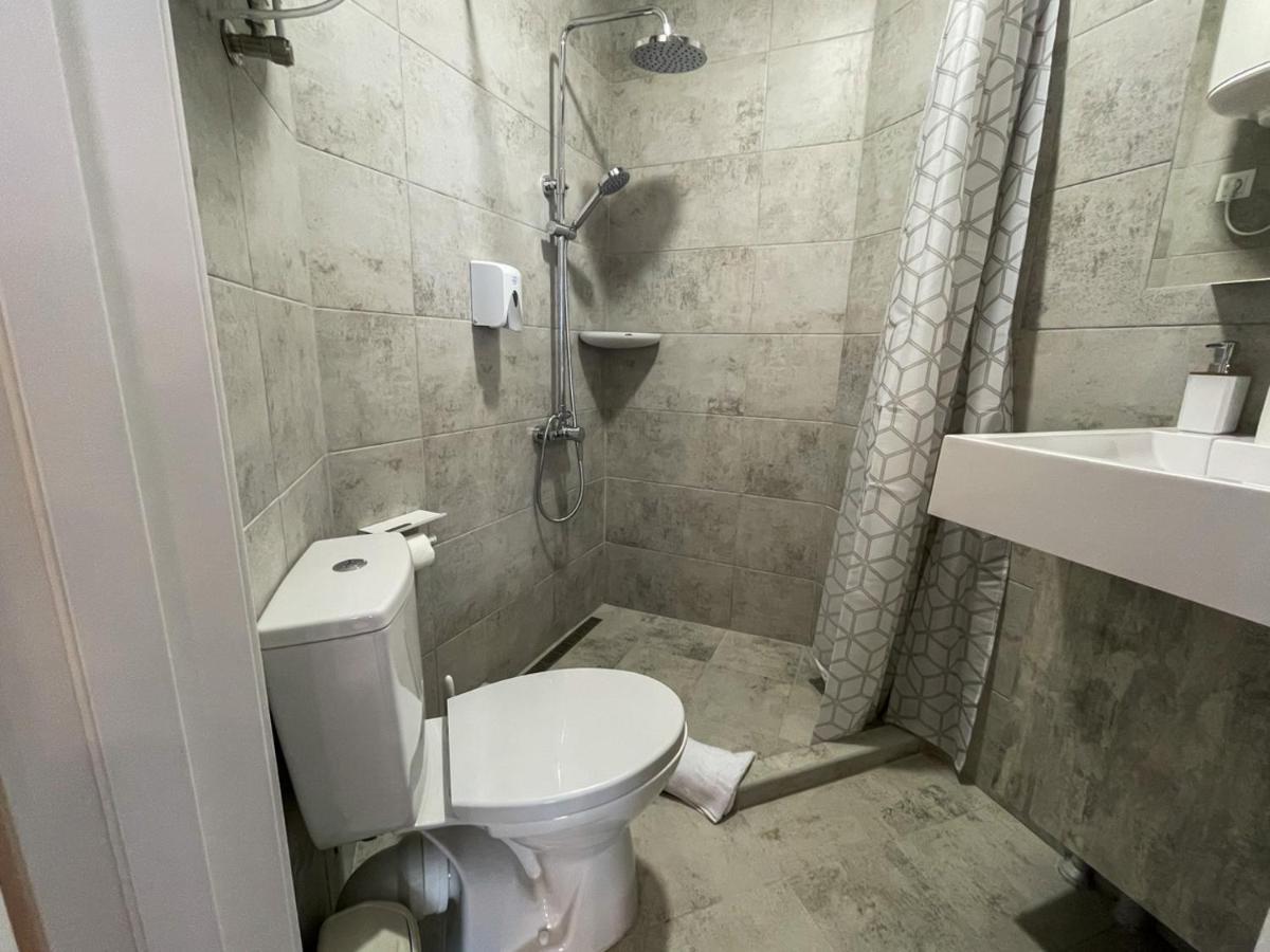 Myfreedom Апартаменти Метро Берестейська Kiev Luaran gambar